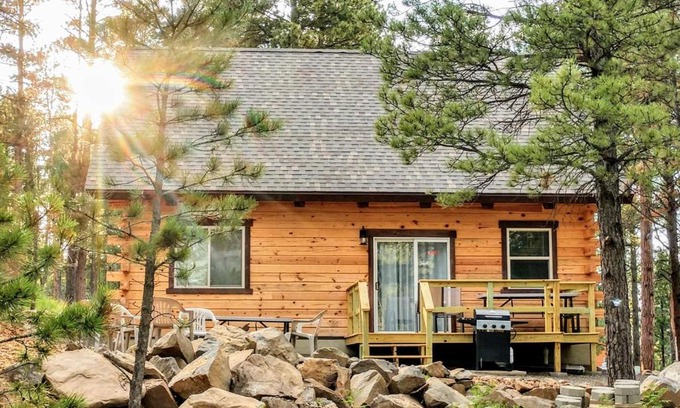 Hill City Cabina | Freedom Ridge Cabins