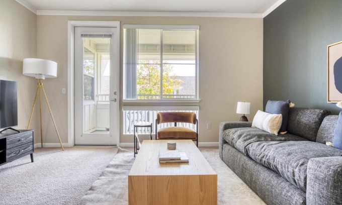 Central San Mateo Apartamento | Fremont 1BR w wd gym pool nr Tesla SFO-1123