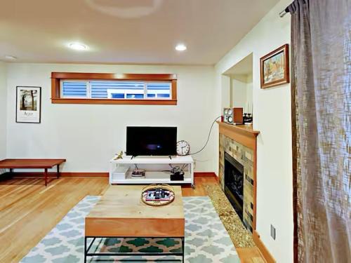 Fremont Apartamento | Fremont & Woodland Park Zoo Cozy Living