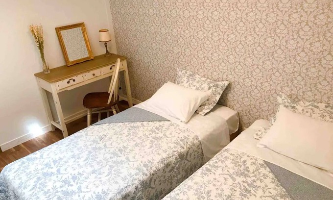 Yonago Casa | French guesthouse Yonago 1 / Yonago Tottori