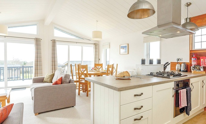 Axminster Chalet De Esquí | Fresh and contemporary styled lodge.