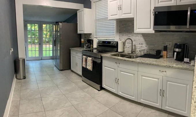 Ybor City Apartamento | Fresh Home near Ybor city