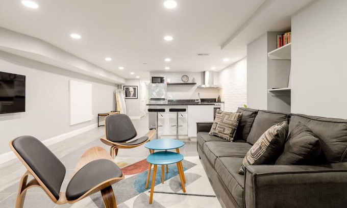 Eckington Apartamento | Fresh Motif Guest Suite of Historic Row House