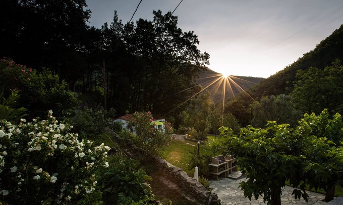 Corsavy Casa | Casa rural recientemente renovada con hermosa vista a la montaña!
