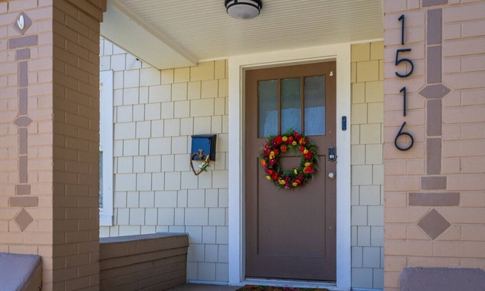 Billings Casa | Freshly renovated home in a vintage neighborhood