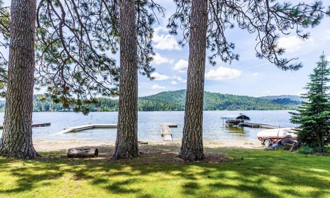 Newman Lake Casa | Freshly Updated Home on Private Sandy Beach