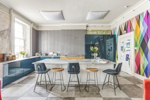 Derby Casa | Friar Gate House - Grand Georgian Townhouse in Derby Centre