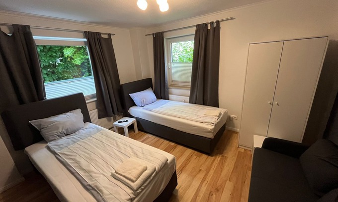 Neumuenster Casa | Friedrichstraße 8 W4 - 2 bedrooms