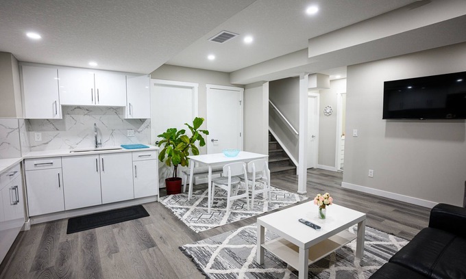 Symons Valley Casa | Friendly Entire Basement with 2 Bedrooms, 1 Full Bathroom & Full Kitchen