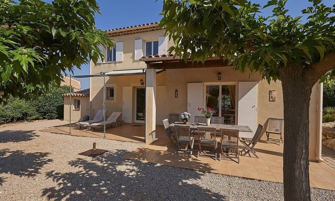 Nans-les-Pins Villa | Villa con lavavajillas, en un entorno verde