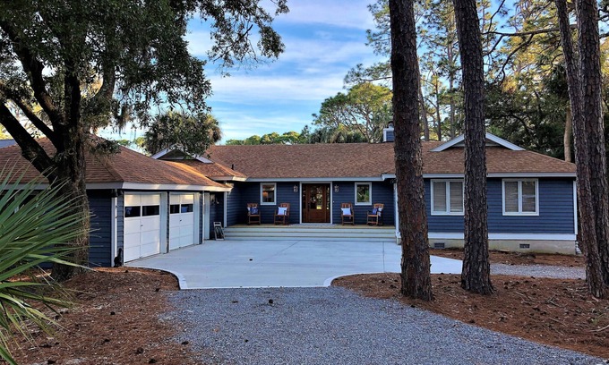 Saint Helena Island Casa | ISLA DE FRIPP TOTALMENTE RENOVADA A MENOS DE 1/4 MILLAS DE PLAYA 4 recámaras 4 bths completos