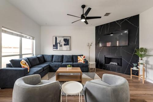 Little Elm Casa | Frisco Border 3BR Retreat Fire Pit King Beds