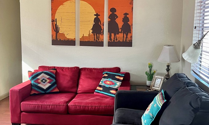 Reserve Casa | Frisco House 1- Newly Remodeled Relaxation!