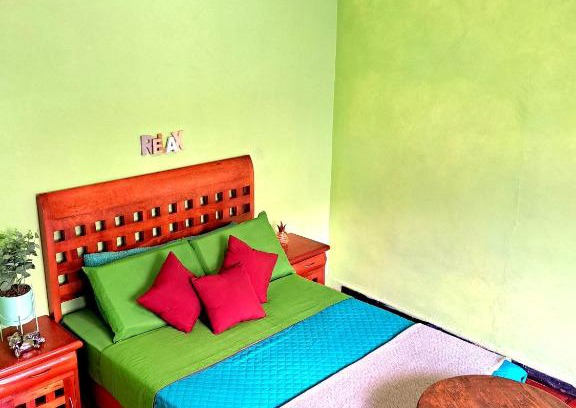 Taxco Casa | Frog room Taxco downtown