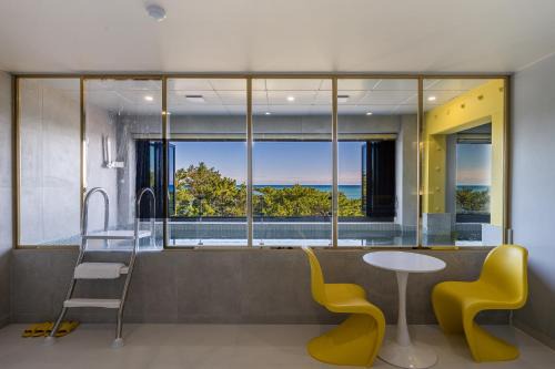 Gyeongju Hotel | From H Brown Dot Hotel Gyeongju Yangnam