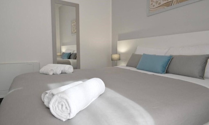 Villa Grazia di Carini Casa | From 'nfacci double room