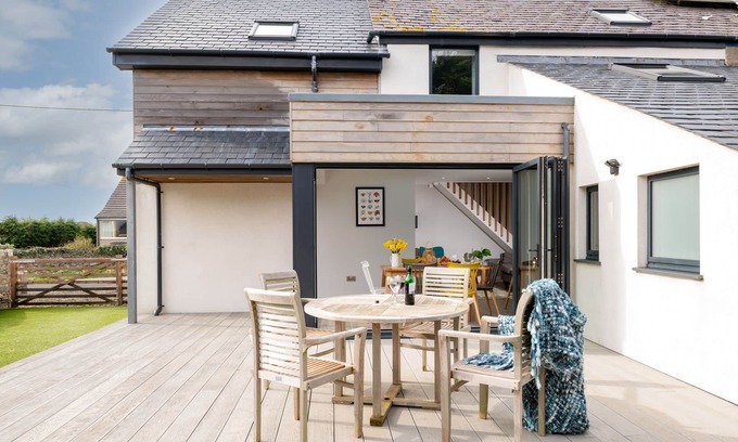 Rhosneigr Casa | Fronallt - a fabulous 3 bedroom property in Rhosneigr