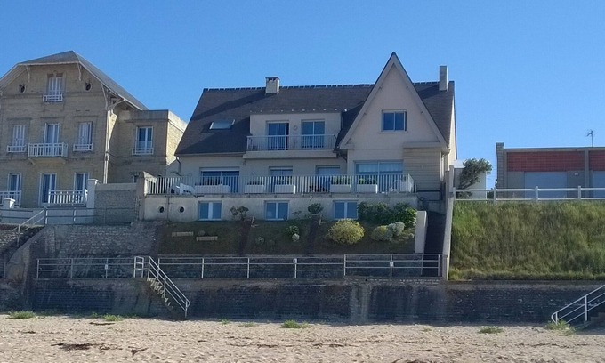 Langrune-sur-Mer Apartamento | FRONT DE MER, acceso privado directo a la playa, vista excepcional,