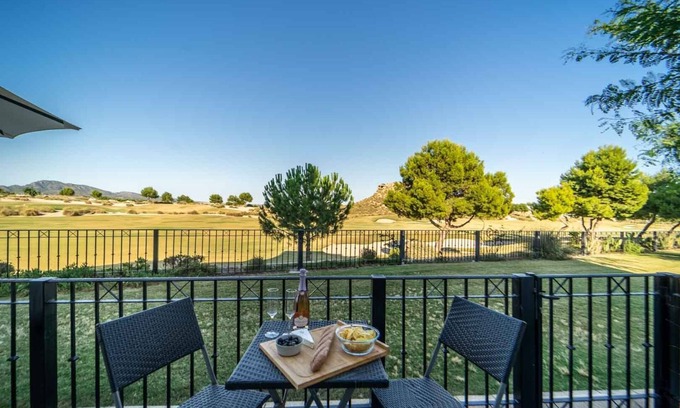 Caserio Los Tarquinos Apartamento | Front line Golf Course. 2 bedroom/bathroom apartment, private Jacuzzi area,