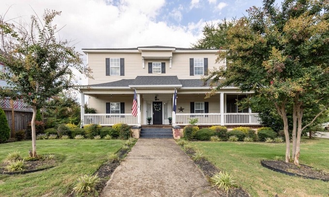 Spartanburg Apartamento | 4BR Spartanburg Getaway | Porch + Full Kitchen