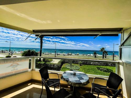 Torrox Costa Apartamento | Frontal Apartment First Line