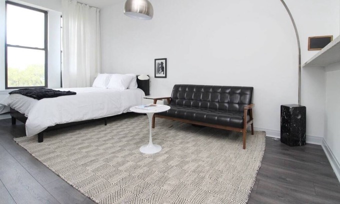 East Hyde Park Apartamento | Frontdesk | 1 BR Apt near University of Chicago