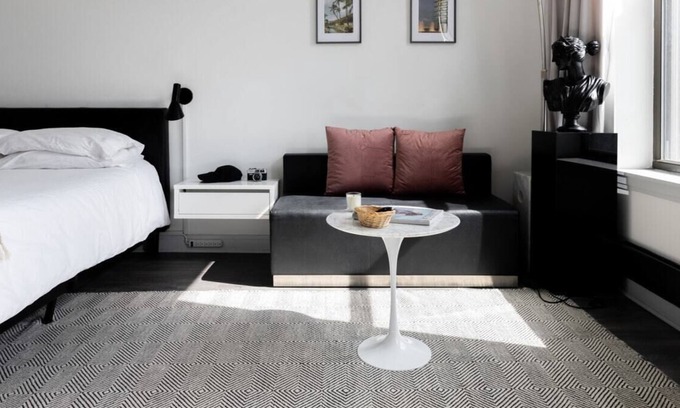 East Hyde Park Apartamento | Frontdesk | Chic 1 BR Apt near 57th Street Beach