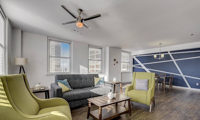 Downtown Fort Worth Apartamento | FRONTDESK Historic Electric Bldg Apts Downtown Fort Worth