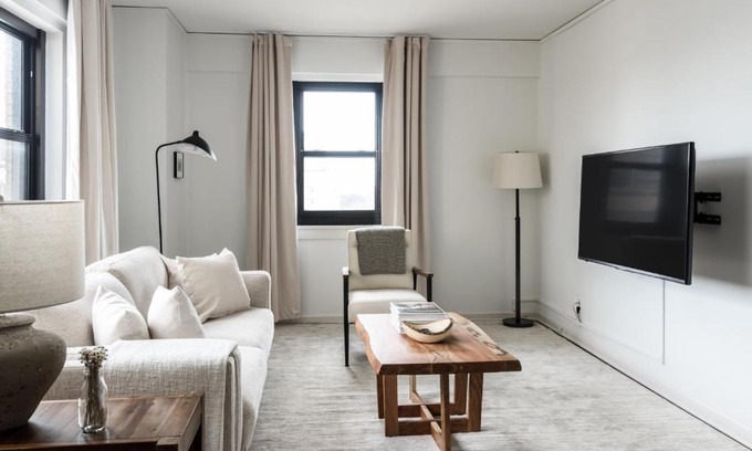 Central West End Apartamento | FRONTDESK Modern 1 BR Apt near Barnes Hospital