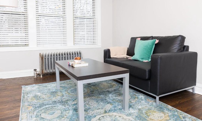 Kenwood Apartamento | FRONTDESK Open 1 BR Apt 6 miles to Downtown