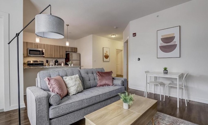 River Market Apartamento | FRONTDESK RM West Apts River Market Dist Kansas City