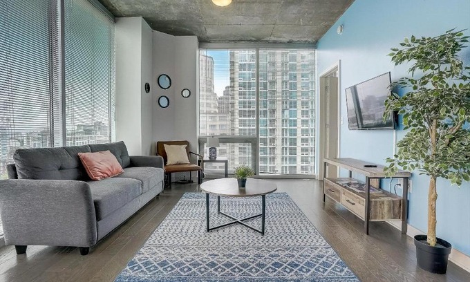 Charlotte Center City Apartamento | FRONTDESK Skyhouse Apts Uptown Charlotte