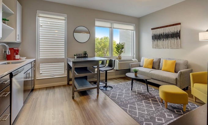 Powderhorn Apartamento | Frontdesk | Studio Apt close to Boom Island Park