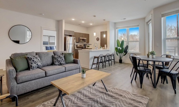 Indianapolis Apartamento | FRONTDESK The Line Urban Flats Broad Ripple Indianapolis