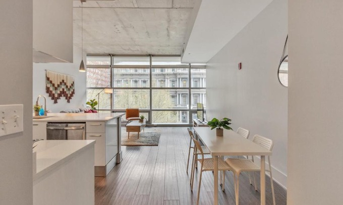 Downtown St. Louis Apartamento | FRONTDESK Tower at OPOP Apts Downtown St Louis