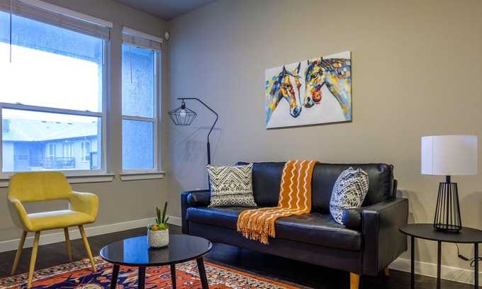 Fort Worth Cultural District Apartamento | FRONTDESK West 7th District Apts Fort Worth