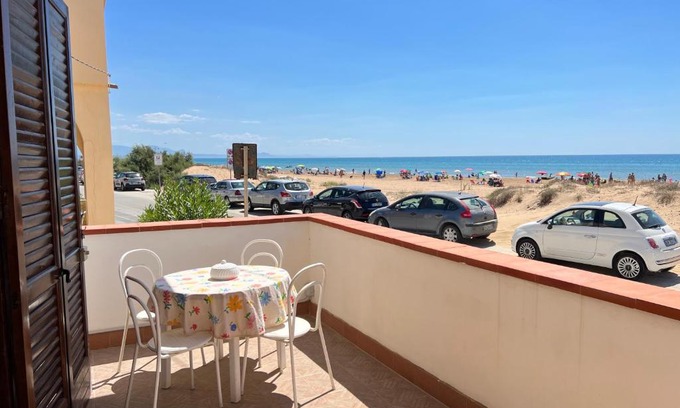 Tre Fontane Apartamento | Frontemare