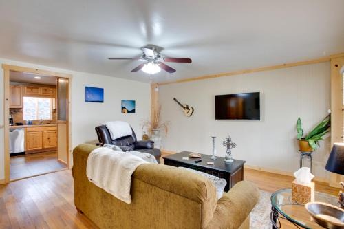 Fruita Casa | Fruita Vacation Rental Walk to Downtown!