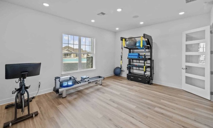 Fort Worth Apartamento | FtWorth NR DFW airport Wifi gym pool 1/1 Garage
