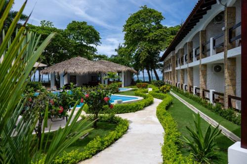 Playa Hermosa Hotel | Fuego del Sol Beachfront Hotel