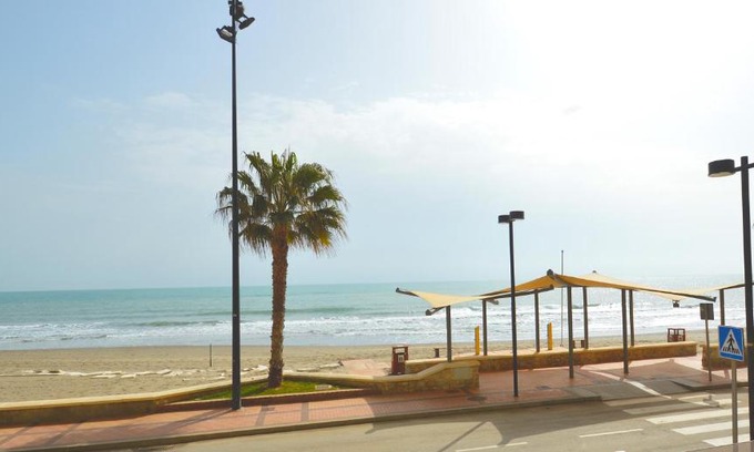 Torreblanca Apartamento | Fuengirola, Primera linea de playa