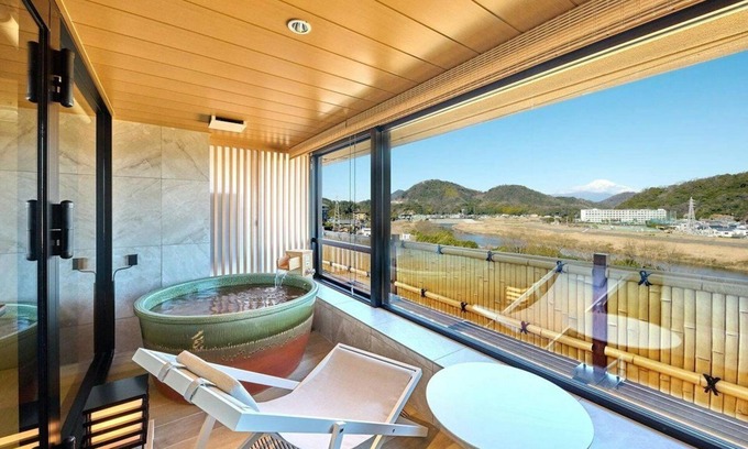 Izu Nagaoka Onsen Casa | Fugaku Hanabusa