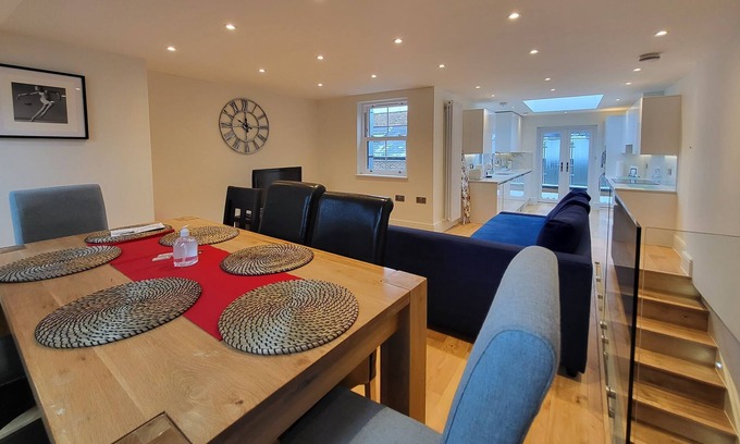 Munster Apartamento | Fulham - Newly refurbished 3 double bedroom 2 bathroom fulham