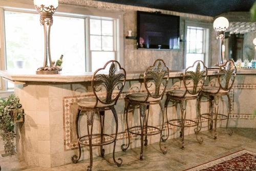 Lake Geneva Casa | Full Building No Cleaning Fee Everythings Close