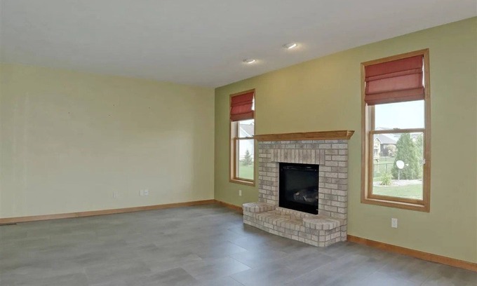 Village of Harrison Casa | Full Family Friendly Home - EAA Ready!