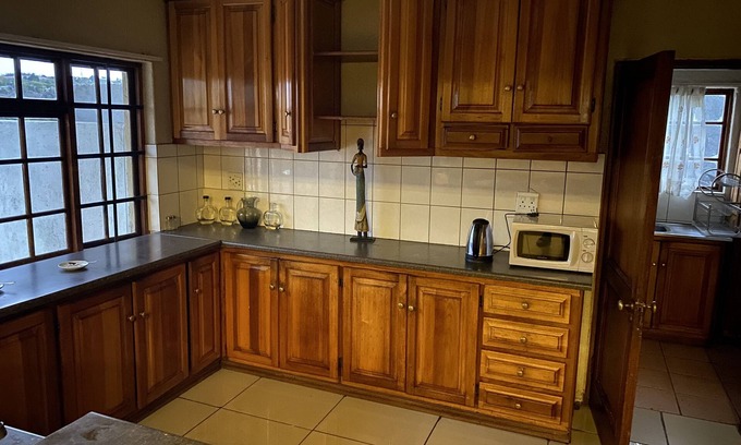 Nelspruit Casa | Full Moon Guest House