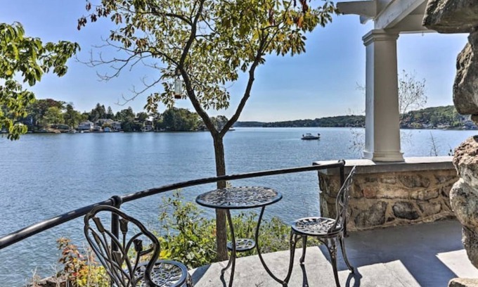 Glasser Casa | Fully accessible lake-house on its own island.