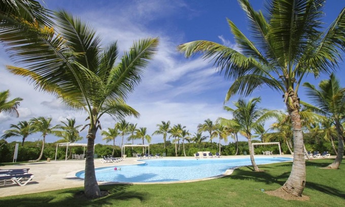 Punta Cana Apartamento | Fully Equipped Apartment Overlooking Golf Course at Luxury Beach Resort