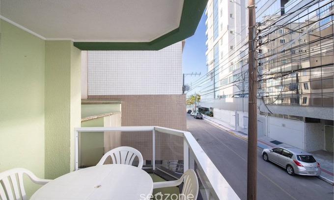 Itapema Apartamento | Fully Equipped Apartments Steps From the sea in Meia Praia OBS