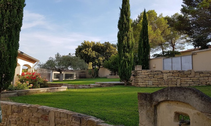 Bellegarde Casa | Fully-equipped house with swimming pool at the gateway to the garrigue, sleeps up to 6